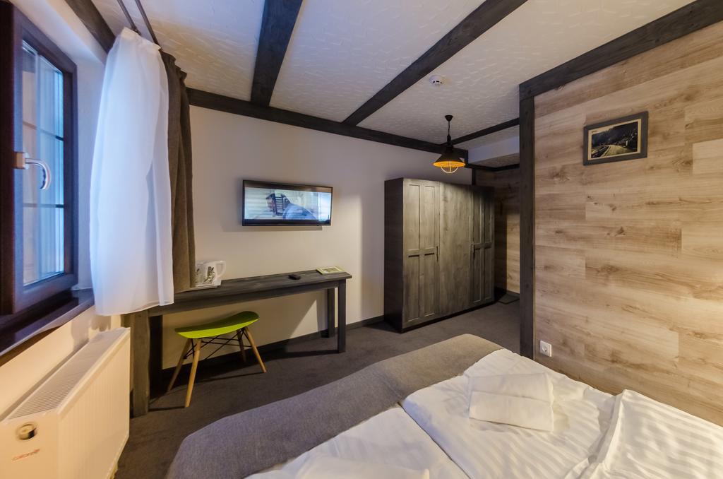 Chalet Crepdechine Hotel Bukovel Exterior photo